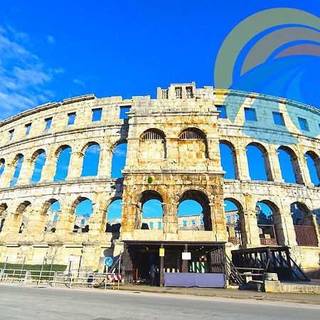 Apartments Pula 1618 Extérieur photo